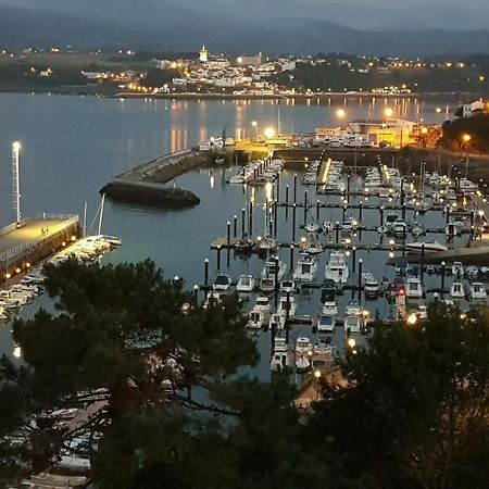 Apartamentos Shalom Ribadeo Bagian luar foto